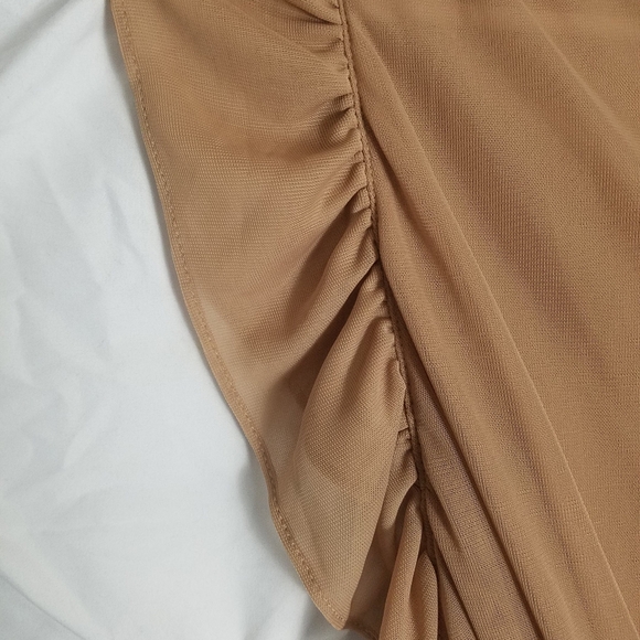 Express Tan Ruffle Top - Picture 3 of 10